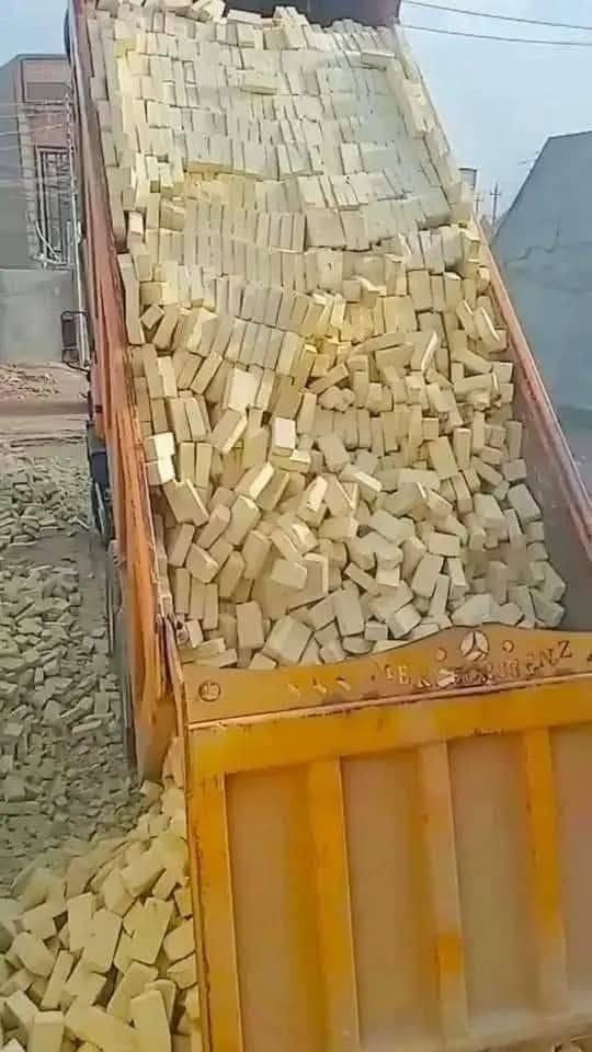 طابوك عماره طيب.. وجميع معامل العماره ..*********** 
انجكتر   / بيرنه
 تك /٤٠٠٠ طابوگه +٢٥٠زياده
دبل /٨٠٠٠ طابوگه+٥٠٠ زياده 
شرط المگلاب (زياده عدد بالطابوگ) 
 توصيل للبصره  بكل اقضيتها ونواحيها
وتوصيل للعماره بكل اقضيتها ونواحيها
للتواصل ./ #يوجد واتساب عمارة, ميسان
