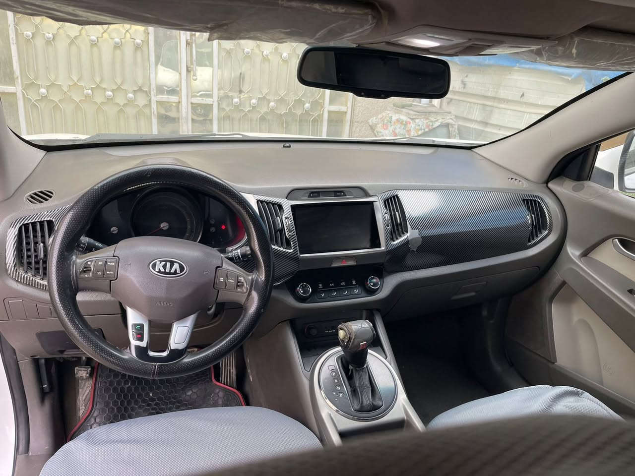 السلام عليكم 
كيا سبورتج خليجي ٢٠١٢ 
محرك ٢٠٠٠ دوش 
بانوراما 
بيه ٣ قطع صبغ 
مكانه بغداد الأمين الثانيه


**إذا كنت صاحب هذا الإعلان وتريد حذفه لأي سبب، رجاءا أرسل رسالة إلى الدعم الفني**