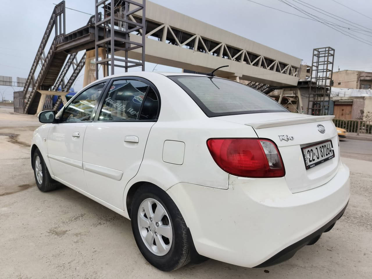 كيه ريو 2011
كاربون بانزين
رقم اربيل ابسمي
امبدل جملغين اماميات وبند اصلي 
مكلف بل نشر
***********
***********
