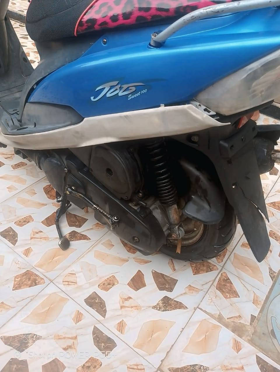 للبيع ماكس قجمه السعر 500
دراجة مفتوحة مره وحده 

كهربائيات شغاله

الدراجه خير من الله 

البصره الزبير
***********
