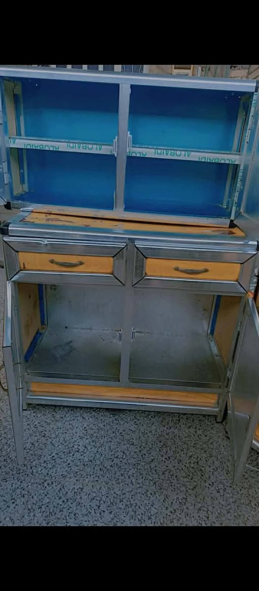 سلام عليكم كاونتر للبيع نظيف كلش مكلف بلنشر ***********
