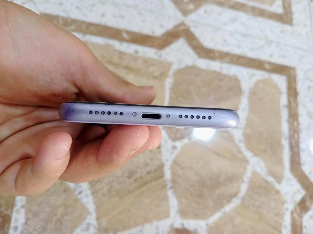 سلام عليكم
آيفون ١١عادي 

* 💾 السعة: 128GB
* 🔋 صحة البطارية: 69%
* ✅ الجهاز ما مفتوح ولا مفكوك (وكالة)
* 📱 شغال بدون أي مشاكل

💰 السعر: 250 ألف دينار (قابل للتفاوض


**إذا كنت صاحب هذا الإعلان وتريد حذفه لأي سبب، رجاءا أرسل رسالة إلى الدعم الفني**