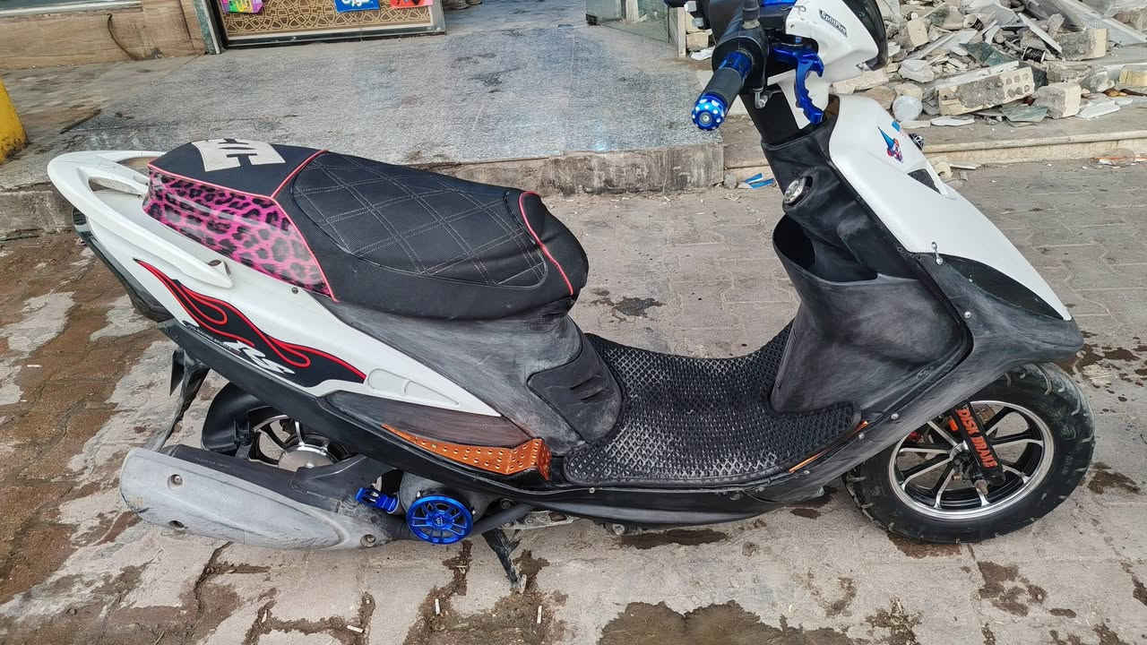 سلام عليكم دراجه ماكس عدله موديل 2006دراجه بيهه دزويد خير من الله 49بلاديه بيهه تزويد شيال رياضي دبل خلفي رياضي كشن اربع ولفات كفر اربع ولفات قطره دهن مال تزويد قبق فلاوين رياضي ستانه صفح رياضي وياله رياضي دراجه نكره صلف باي وقت وصلف هم مزود السعر 600وبيهه مجال قليل ولملاح مالهه كدامكم غير متواجد عل فيس ***********
***********
