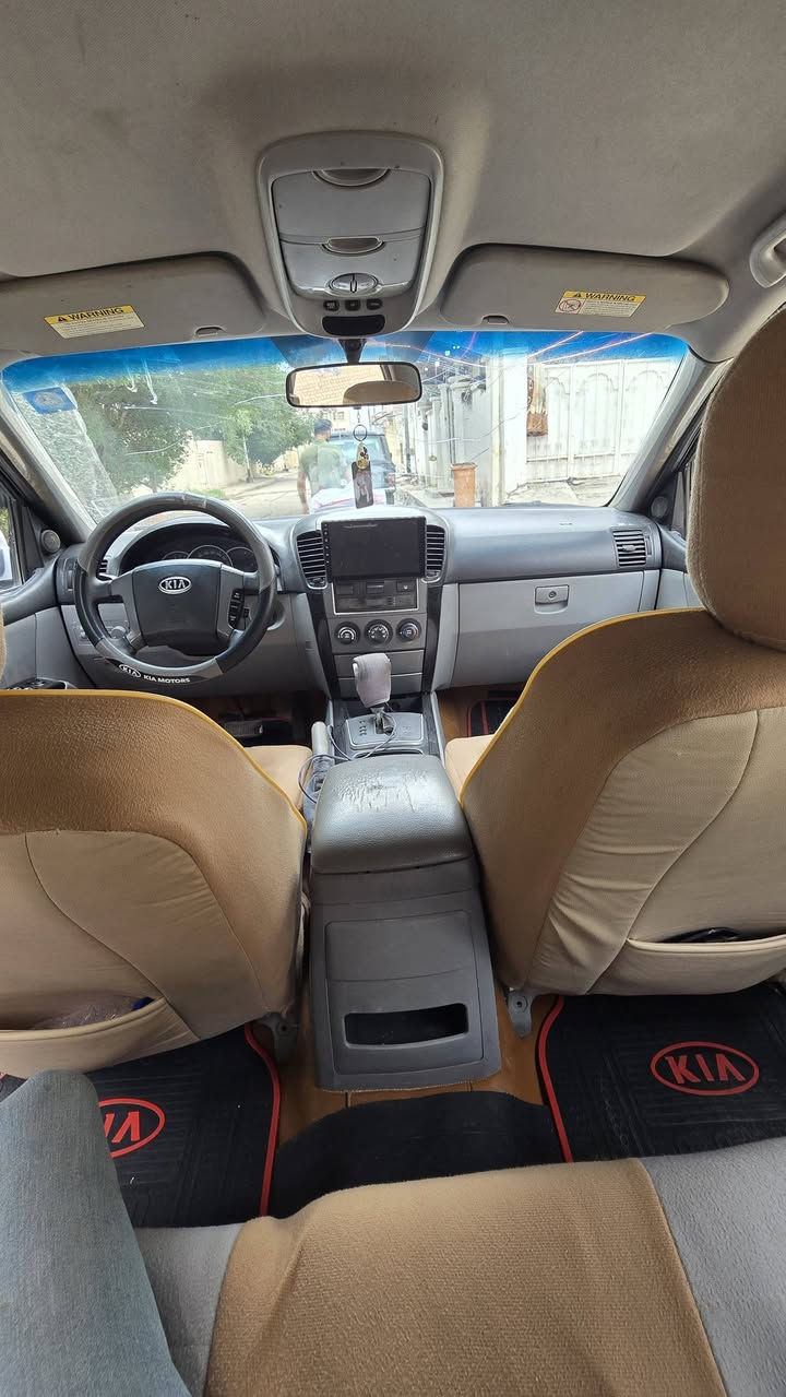 كيا سورنتو خليجي موديل 2009 محرك سته سلندر خمسه راكب كير مكينه حداديه كفاله باقي التفاصيل بالسونار 
عنوان ميسان قظاء الكحلاء
السعر 100 وبيها مجال
للاستفسار الاتصال ***********
