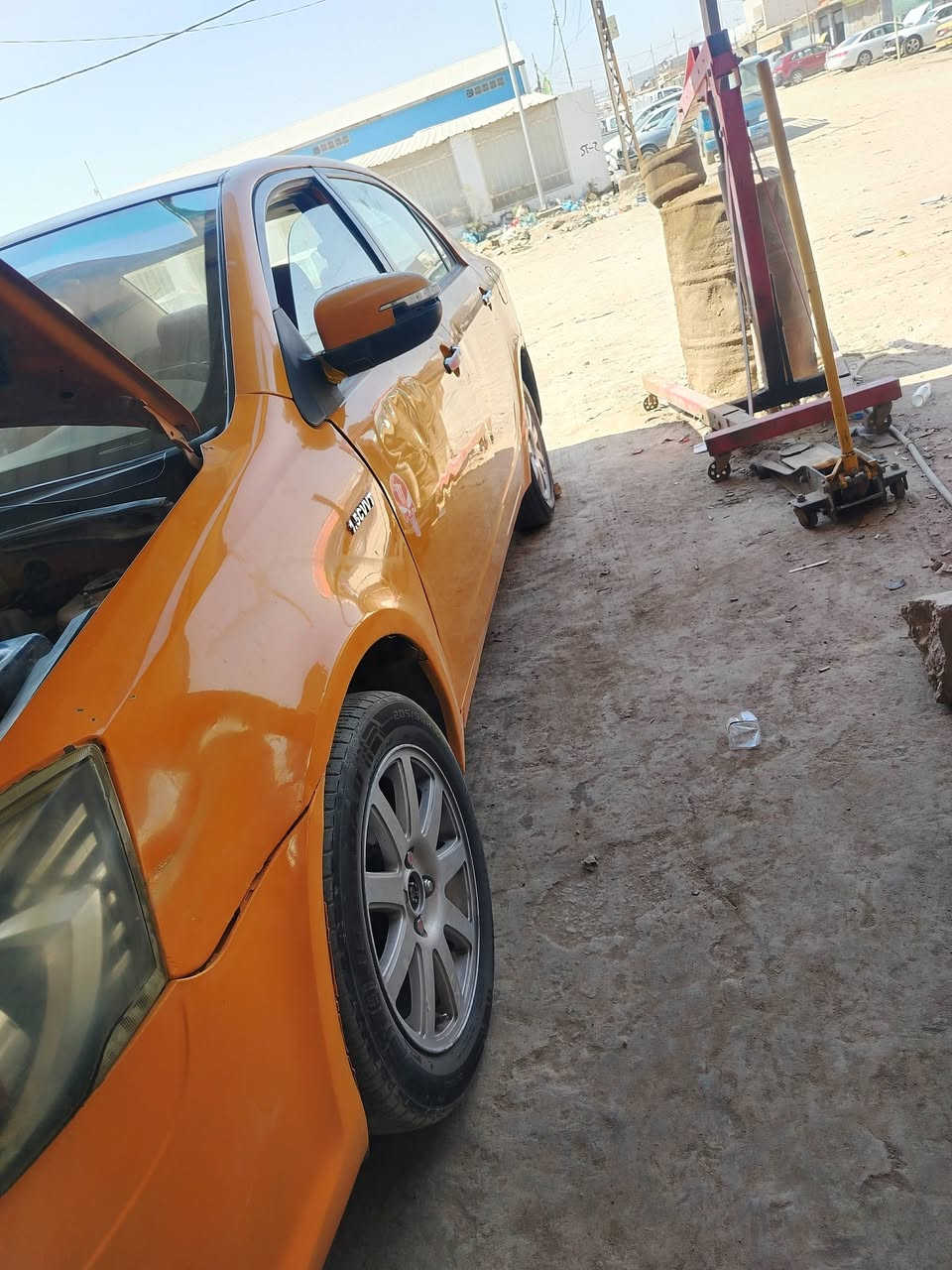 جيلي موبل ٢٠١٢ بغداد مشروع وطني سنويه ل٢٧ مكينه وكير بلاد مال الشركه مصفره هيئه وغرامات خطها بعده ما نافذ ب٣٥ وبيها مجال
***********
***********
