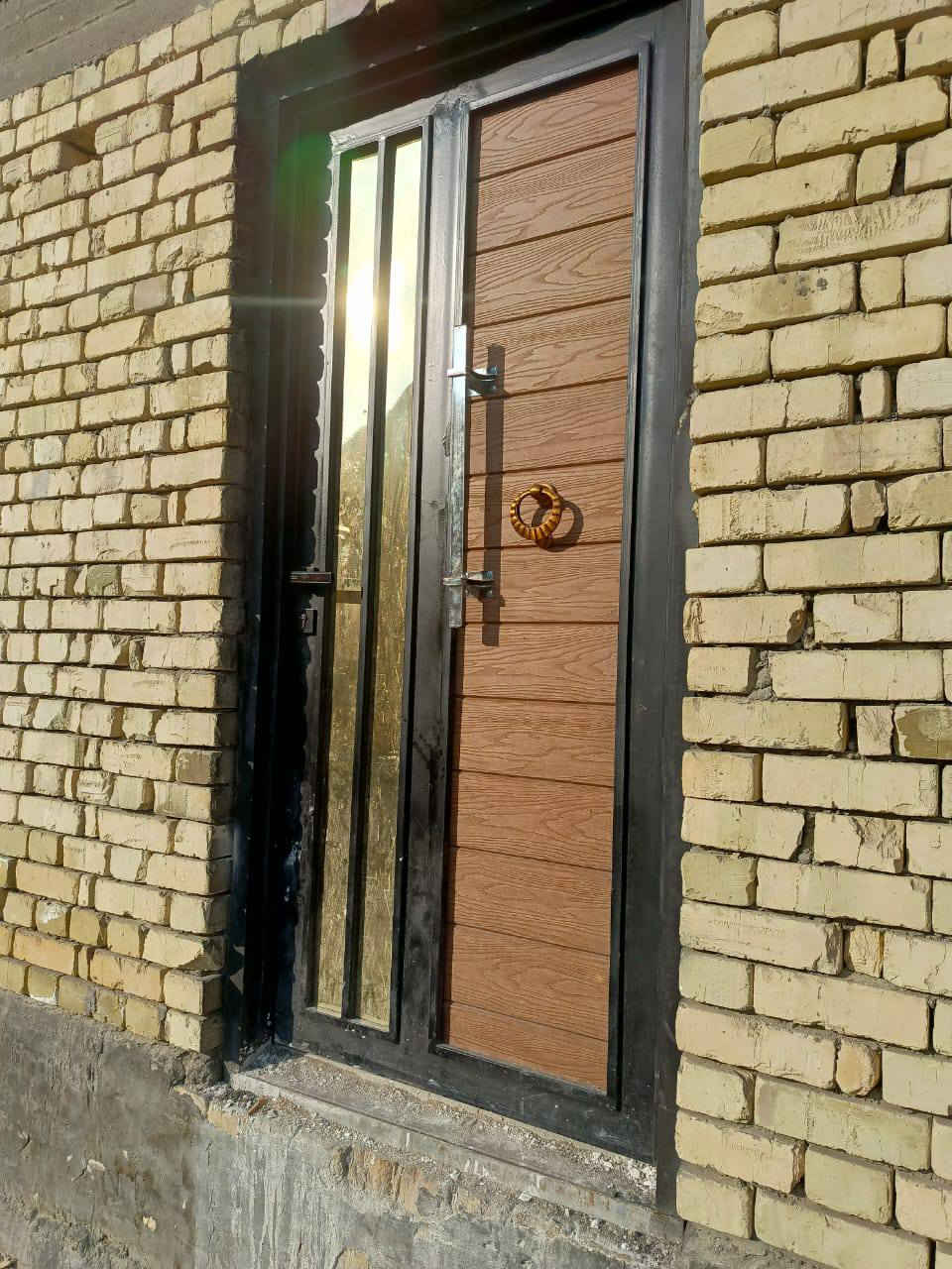 ورشة حداده عامه 
#ابواب -شبابيك 
 ابواب بدل الخشب 
باب قاصه .
 #محجرات 
#مراجيح -ميز طباخ  
#كرفانات سندوج 
صيانه وصبغ . لحديد القديم ابواب شبابيك 
العنوان /البصره /الزبير 
كذلك ورشه متنقله لجميع مناطق المحافظه 
للتواصل ... ***********
واتساب .....***********
 عمل درجه اولى  . 
باسعار مناسبه  وجميع المديلات
