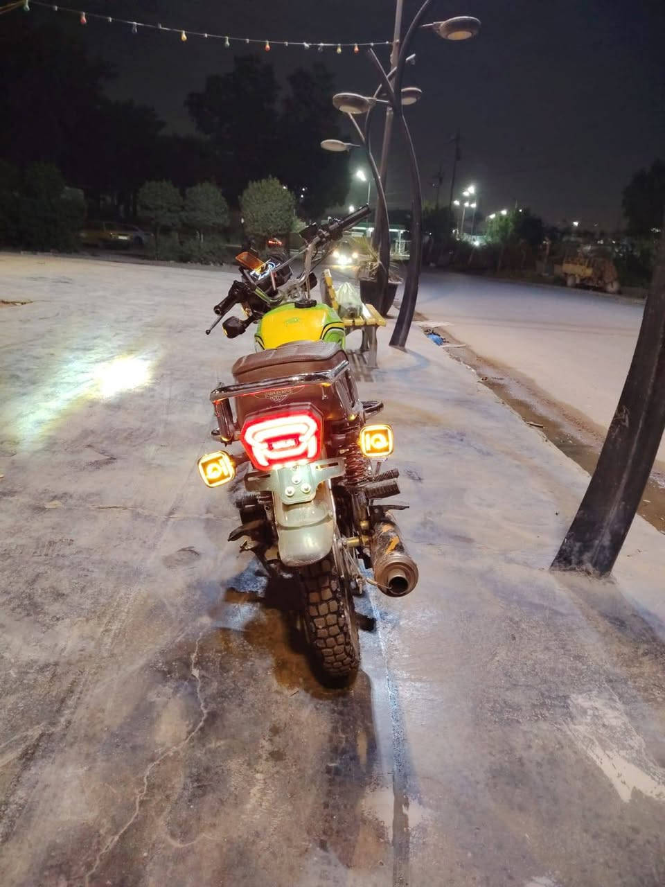 سلام عليكم دراجه سيفان ٢٠٢٤ شهر ال١٠ للبيع نضيفه ا ناقصه شي من ايدك الشارع مال شغل محرك ما مفتوح رايده ب ٦٥٠ وبيه مجال بغداد البياع ***********
