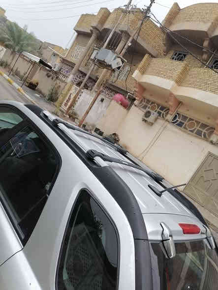 كية سبورتج ٢٠١٠ لون سلفري محرك ٢٧٠٠  ستة سلندر بأسمي رقم بغداد الرقم الجديد ضررها جاملغ أمامي نفسه مصلح وبيها جراد السيارة جاهزة مابيه اي نواقص السعر ١٠٠ ورقة وبيها مجال للشراي
رقم
***********
***********
