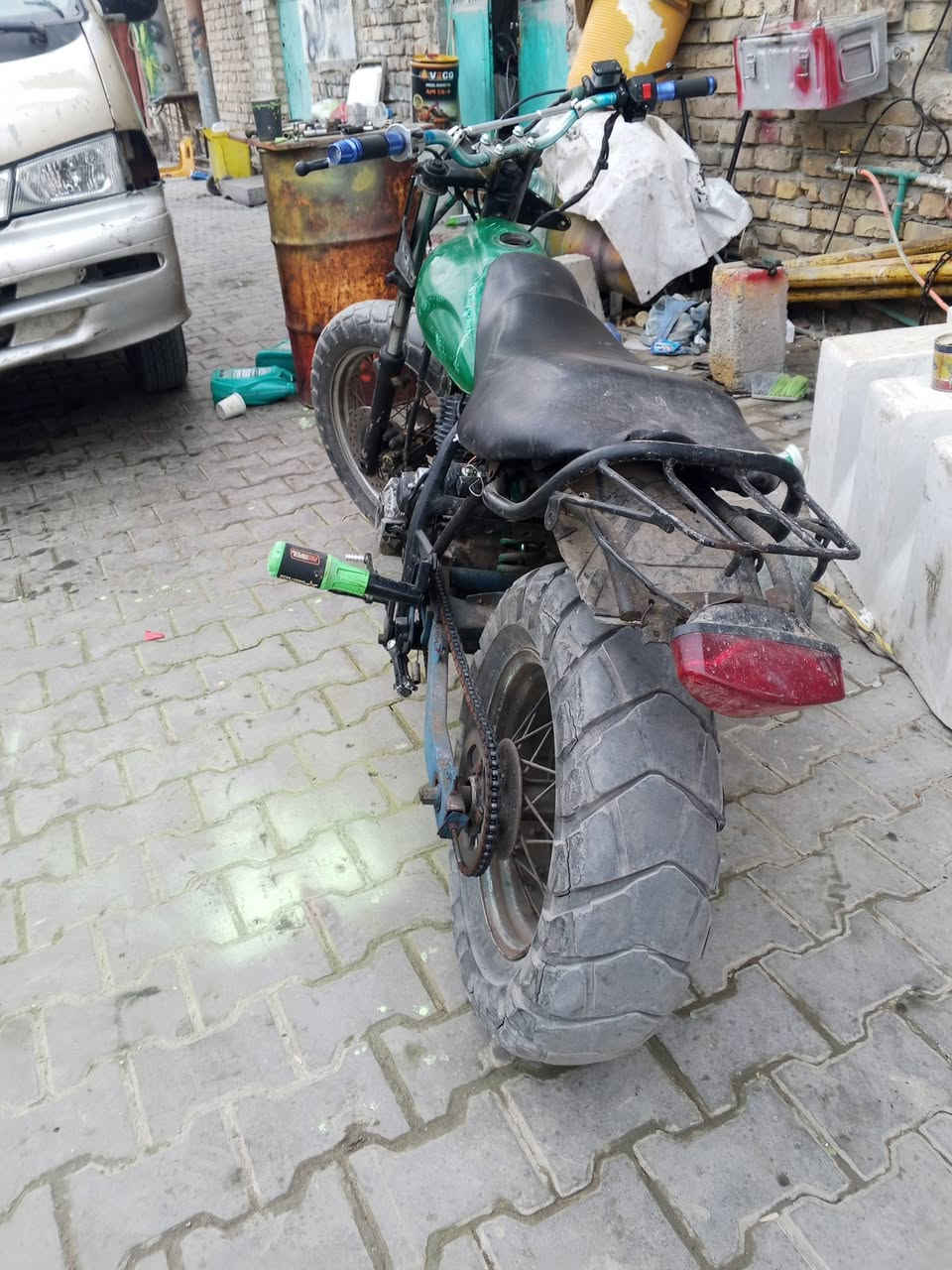 سلام عليكم دراجه للبيع دراجه تشتغل سلف وهندر ضفيره جديده   مكينه ناعمه مكفوله تنقيص تبخير   مكاني شعله سعر225وبيها ومجال رقم ***********
