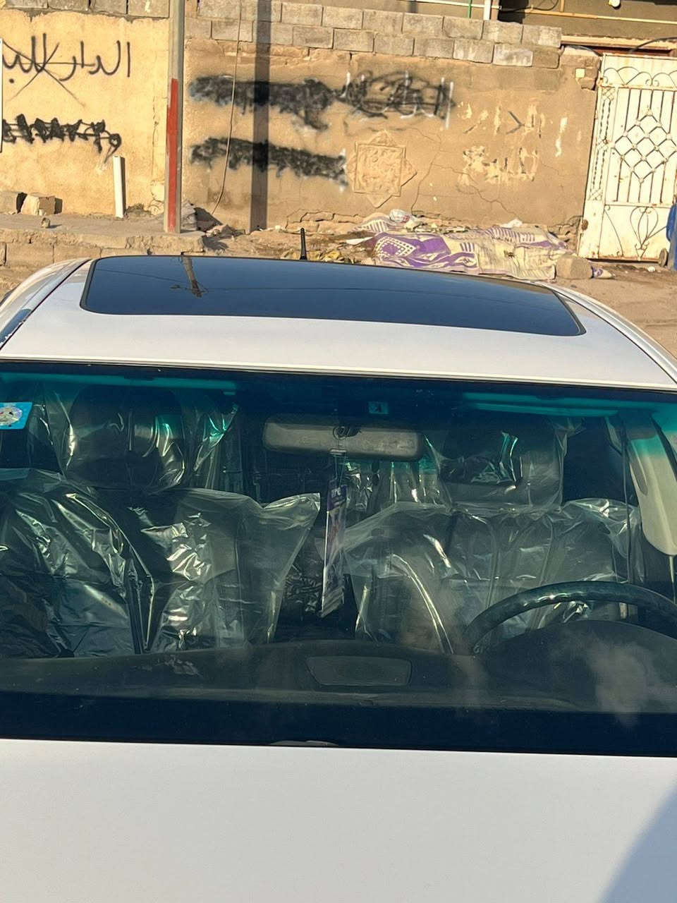 #سلام عليكم للبيع فقط شاهينه2005 ابيض صدفي ماشيه118الف
بصمة   رقم بصره انكليزي  دخول جديد شرط مداور واضبارهً  شاصي 82 محرك 3000✈️اثلت 
مواصفات 3 دكم 
كشنات  حضن + تدفئه + خزن + تحكم كهربائي بالكامل 
تبريد قطعتين سبلت 
تحكم ستيرن بالكامل 
مري شفط  + ترحيب عند الاقتراب
كامره خلفيه دواره 
   تخم تاير 
جام اوتو بالكامل 
مثبت سرعه 
لايت 5 قطع 
نضام سبورت✈️
سبايدرات بلاد 
5بصمات تشغل وابواب وجنطه 
فتحه سقف سلايت 
داخل اسود+كشنات حضن 
السياره جديده بعده بريحه اليابان  احله من الصور   نصبته كلش حلوه ومكفوله من ضربه وكصة وأصوليات والعيب الشرعي وجاهزه حداده  مابيه اي نقص مكان البصره  
اي استفسار خاص وتساب اتصال ***********
السعر 145بيها مجال
