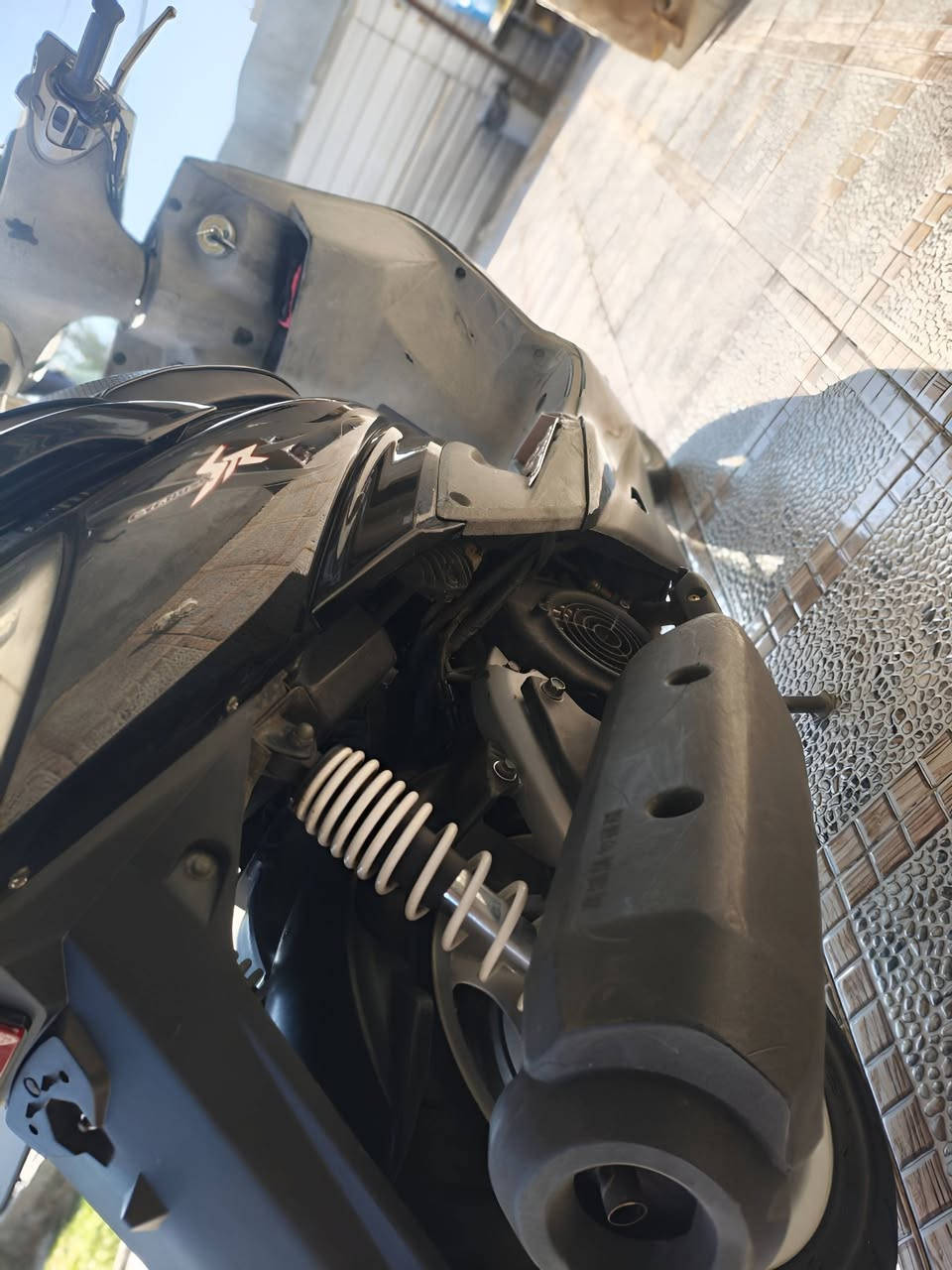 سلام عليكم دراجه سكنس فحل نوزل ياباني للبيع الدراجه بحاله الوكاله صالها 22 يوم طالعه رمبه ماشيه 5000 قطعه مميزه مابيها اي نقص شرط الكفاله سعر 1550 وبيها مجال


**إذا كنت صاحب هذا الإعلان وتريد حذفه لأي سبب، رجاءا أرسل رسالة إلى الدعم الفني**