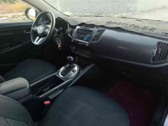 السلام عليكم 
السعر 129ورقه مكفول سونر 
للبيع كيا سبورتج 
خليجي مكفول صبغ بس 
بنيد اثر نكراش حصو شارع    مذكور بل سونر
 بدون ضرر***********
ماشيه 110km
سياره كلش نضيفه ادامه كامله. رقم بغداد 
١- شاشه كامره 
٢- حساسات 
٣- لايت لد نهاري 
٤-تحكم ستيرن جهتين
٥- تبريد قطعتين
٠٦مري قلاب 
٠٧جلد باقي موصفات
