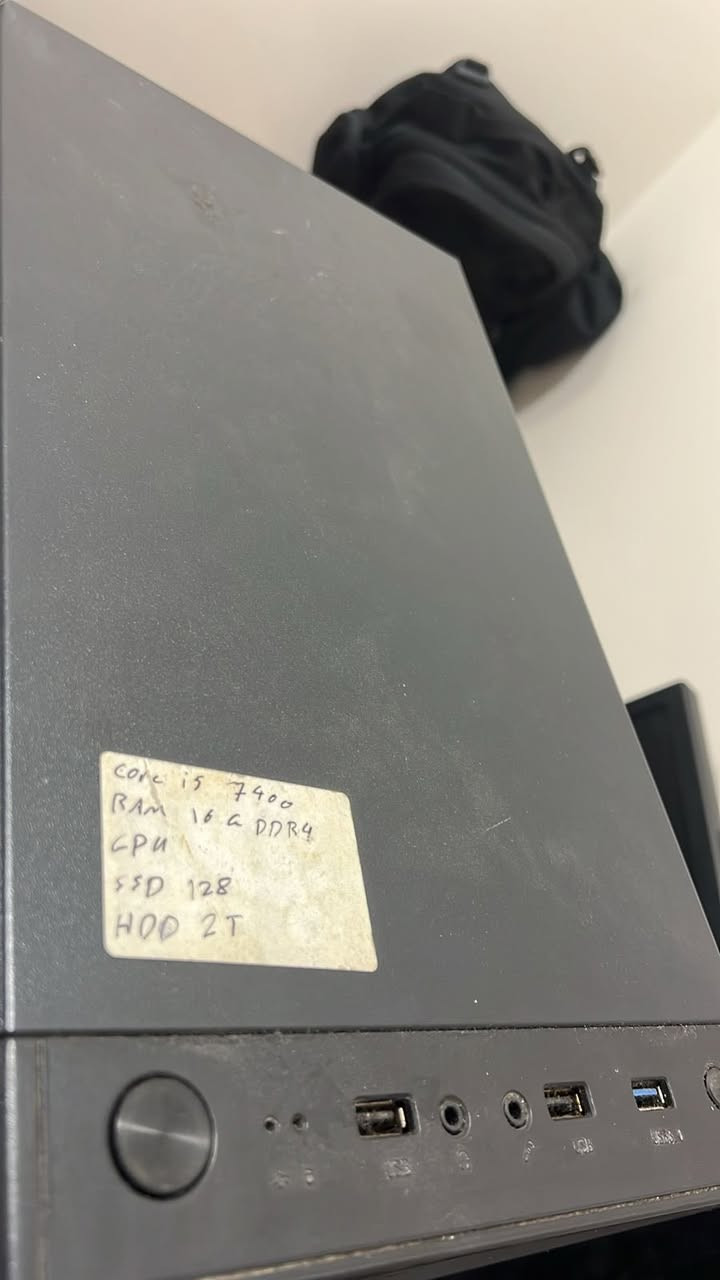 السلام عليكم حاسبه للبيع
***********
