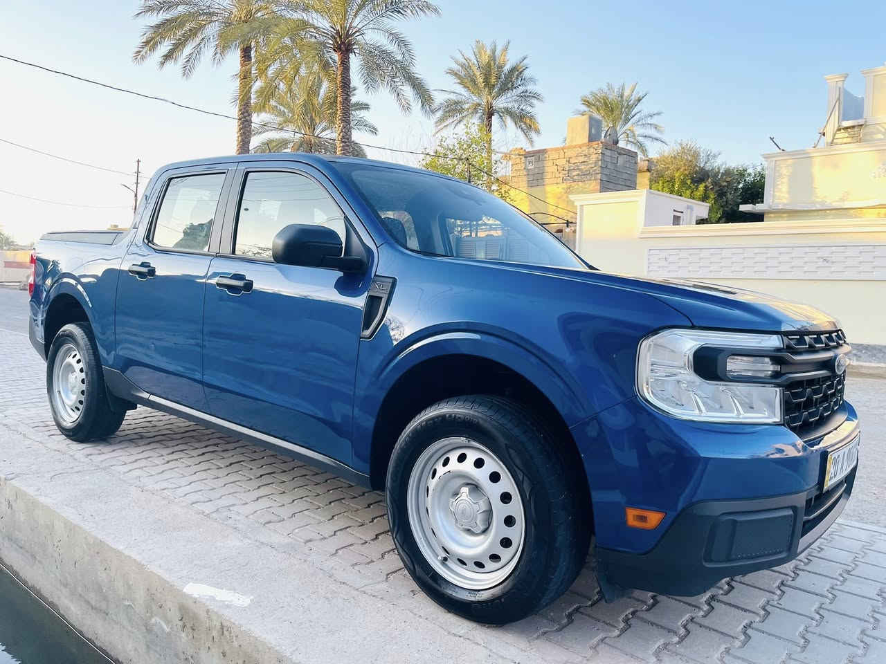 السلام عليكم 
فورد مافرك 2024 هايبرد
رقم ديالى بأسمي
ماشيه 22الف
بيهة جامرلغ امامي بدون دواخل بدون ايرباك 
والسونار والضرر ويه الصور
مكان سيارة ديالى بعقوبه
السعر 180وبيهة مجال
رقم الهاتف ***********
