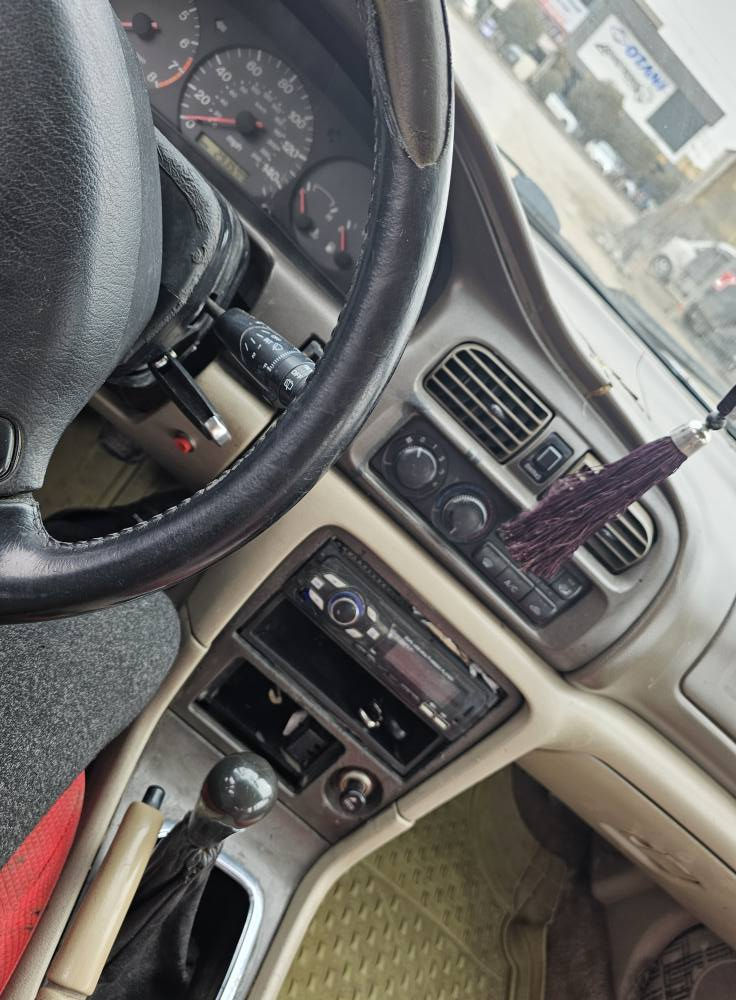 مازدا ی فاسولیا مودیل 2000هه زار گیرو مه کینه و ته قه و ره قه به شه رت چرکه ی نیه تاخم بیشی  تایه ی خاوین چوار جام کاره بای  و کاره بایاتی. هه موی مه زبوته سه نه وی و ره قه م نوی یه. نرخی ۲۷ وه ره قه شوین هه ولیر موبایل *********** أربيل, العراق
