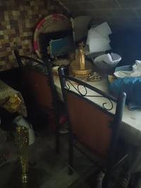 ميز طعام • ٤ كراسي • غير مستعمل