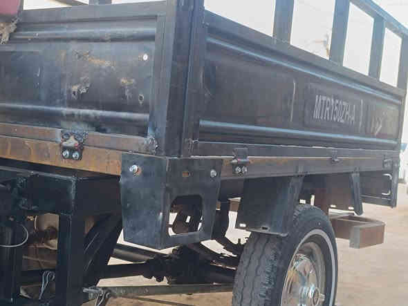 ترتيب وصبغ جميع الستوتاة التعبانه 
عنوانه خلف ملعب النجف الدولي 
***********

صبغ شاصي 
صبغ بدي 
ترتيب الحصيره 
حصيره جديده مليمين
تبديل بديات ذب بديك وخذ بدي احسن منه
