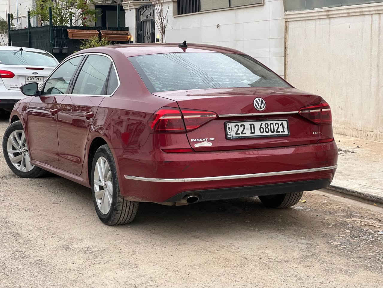 ڤۆلکس وەگن پاسات
مۆدیل:-٢٠١٨
رەنگ:- مارۆنی
ماوەێ رۆشتن :- ١٠٥میل
پارچەێ رەنگ کراو :- کلین تاێتل ، بەس دۆسەێی سبوخە ، یەک بست تەحدیل 
موەسەفات :- ێێس ێئ پلس ، بەسمە ، سلاێت ، فۆرمیکە ، کوشن جلد ، کوشن کارەبا ، کوشن هیتەر 
شاشە گەورە ، کامیرە ، دەرگا بەسمە .
حجم مەکینە:- ٢٠ تۆربۆ 
ـــــــــــــــــــــــــــــــــــــــ
سەیارەکە جاهیزە ، گێر و مەکینە بە شەرت نە کراوەتەوە بە شەرت ، تەبرید بە شەرت ، غرامە بە شەرت تەحویل بە شەرت ، رەقم و سنەوی نوێ ، گۆرێنەوەش دەکەێن 
بۆ زانیاری زیاتر پەیوەندە بەم رەقەم تەلەفۆنەوە بکەن 
کۆرەک :- ***********
ئاسایە :-***********
واتساپ و ڤایبەر مەوجودە لەسەر کۆرەک أربيل, العراق
