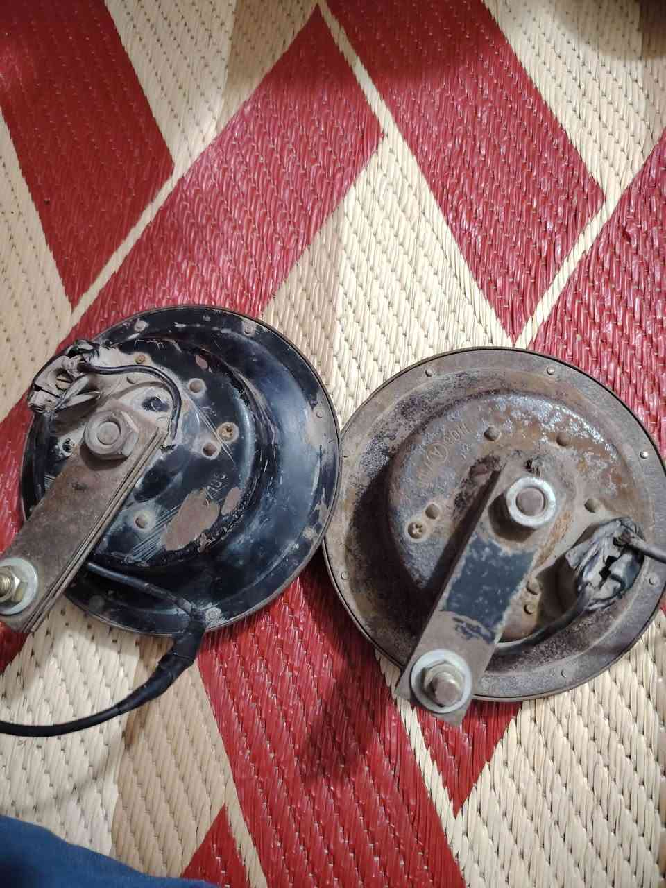 السلام عليكم 
هورنات بوش ألماني عنجة اصلي حرفAبلادي السعر 350 وبيهن مجال العنوان بغداد الشعلة  ***********
