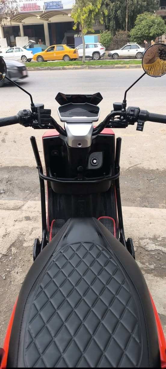 ماطور شحن
موصفات ملف 3000 صطابات دهن
4نمر سرعه 120
ملف 3000 
لايت عالي وناصي هورن دبل ايشار نضام بك
بي تطبيق يقرا نسبت الشحن 
يمشيك 70 كيلو حقيقي شرط
معدل طلقا شرط مايلحك بلسرعه
بطاريات ليثيوم شرط 
السعر 650 
بي مجال قليل


**إذا كنت صاحب هذا الإعلان وتريد حذفه لأي سبب، رجاءا أرسل رسالة إلى الدعم الفني**