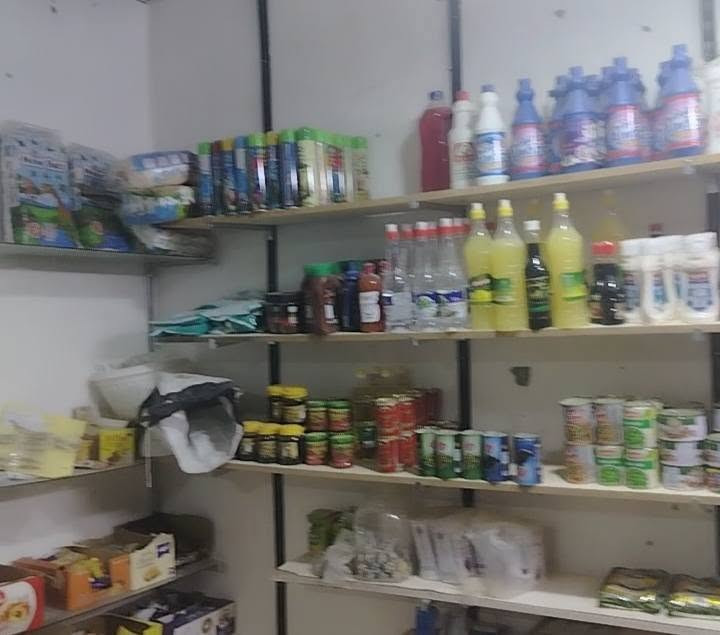 طباخ جديد استخدام اسبوع ١٥٠ وبي مجال
جام خانه ١٠ ملم ٢٠٠ وبيها مجال
رفوف خشب +زجاج ١٠٠ وبيهن مجال
ميزان استخدام ١٠ ايام ٥٠ وبي مجال بسيط ماخذي ٦٥
ميوزه مال مخظر عدد ٣ طولهم ٣ الا شويه او ٣ أمتار ٦٠ الف وبيهن مجال
مبرده ماطورها الاتفره بيدك حديد ٥٠ وبيها مجال


**إذا كنت صاحب هذا الإعلان وتريد حذفه لأي سبب، رجاءا أرسل رسالة إلى الدعم الفني**