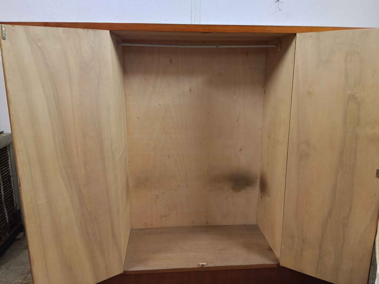 قنصور 4 ابواب حيل نضيف السعر 150 للأتصال *********** أو *********** موصل, نينوى
