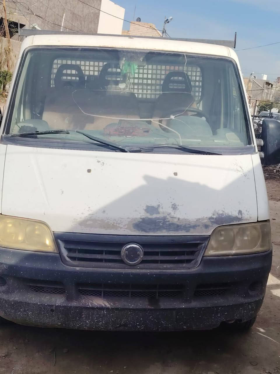 سلام عليكم افيات 2004 مال مزاد صحه للبيع او مرواس بي سياره مكفوله السياره كير ومكينه جدد حداديه بجيس السعر 30
*********** المكان نجف
