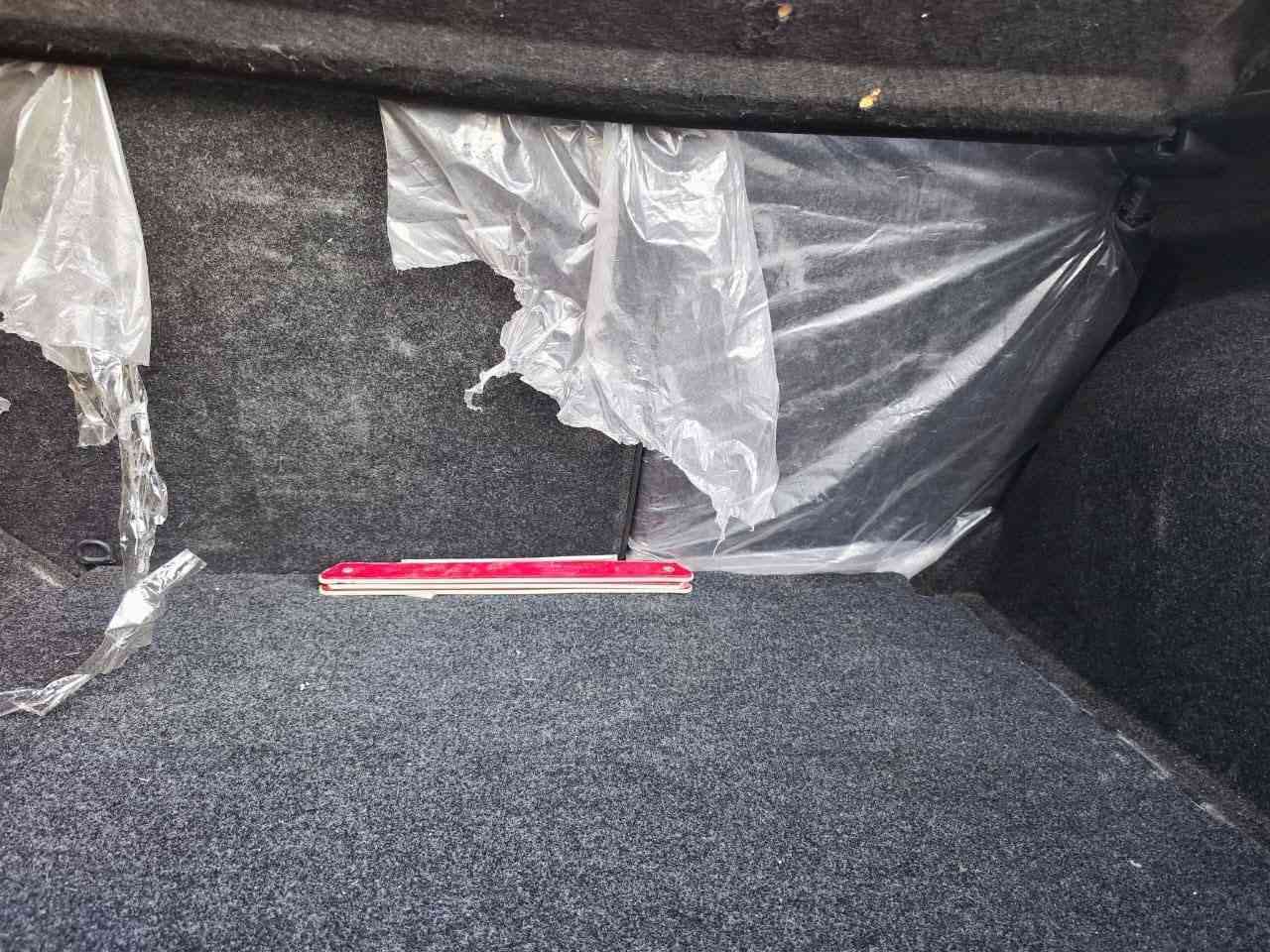 بيجو ٢٠٠٥
رقم كركوك بطاقة بانزين
سنوية ساقطة صار سنة
مشروع وطني
محرك جديد
راديتر جديد
صدر جديد
باتري جديد
كهربائيات بلاد
كير ادامه كاملة
جوزات
سلكتر جديد
وزيت جديد 
تبريد ثلج
السيارة مابيها قطرة صبغ بلادي
سعرها ٥٢
ينزل من سعرها ورقة لان بيها
تحتاج باور ستيرن

داخلها حيل جديد
شرط التحويل ماكو وكالة
شراي اتصل
ماابيع اقل من هذا السعر
تعذرني
***********
داخل كركوك السيارة كركوك, العراق
