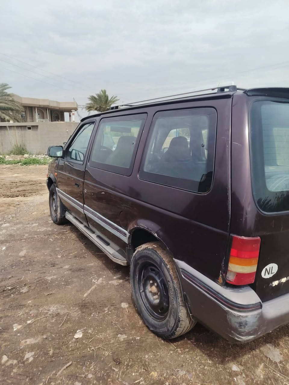 دوج كلايزر موديل ٩٣
رقم انبار مشروع وطني
سياره على البلاد قطره صبغ مابيهه
فقط جراد بالقماره والبنيد
محرك ٣٠٠٠ جيد جدا
كير ٢٠٠٧
بور جديد مع مشط ستيرن قبل اسبوع شاده
زوج تاير امامي جديد والخلفي ٨٠ بالميه
دوشمه بلادي نظيفه
تنته ممتازه
ارضيه دوشمه جلد
دبل فيت بم
الصدر نظيف باستثناء البراكين الأمامي الايسر
السعر ٤٢ وبيهه مجال قليل
الاتصال على
***********
***********
او واتساب
