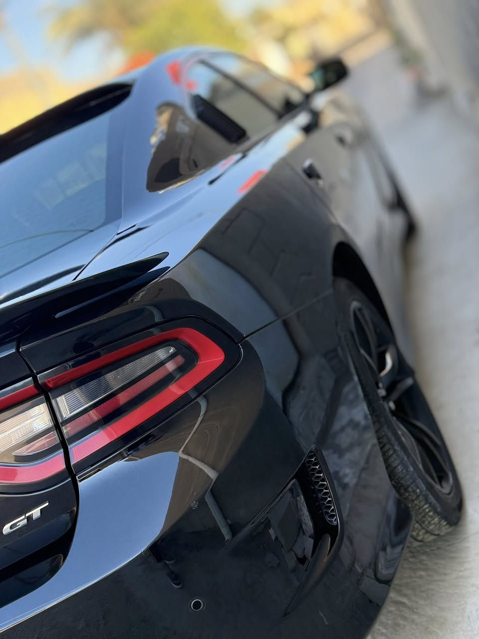 السلام عليكم
حياكم الله ✨
•دوج جارجر GT🩶
•موديل 2019
•وارد امريكي 
•محرك 3600/V6🚀
 موصفات Gt
•شاشة حجم كبيرة + كامره خلفيه 
•بصمة تشغيل + دخول ذكي 
•حساس خلفي 
•تحكم مقود كامل 
•مقعد كهرباء  
السيارة جديده جداً بدون اي نقص 👌
***********
