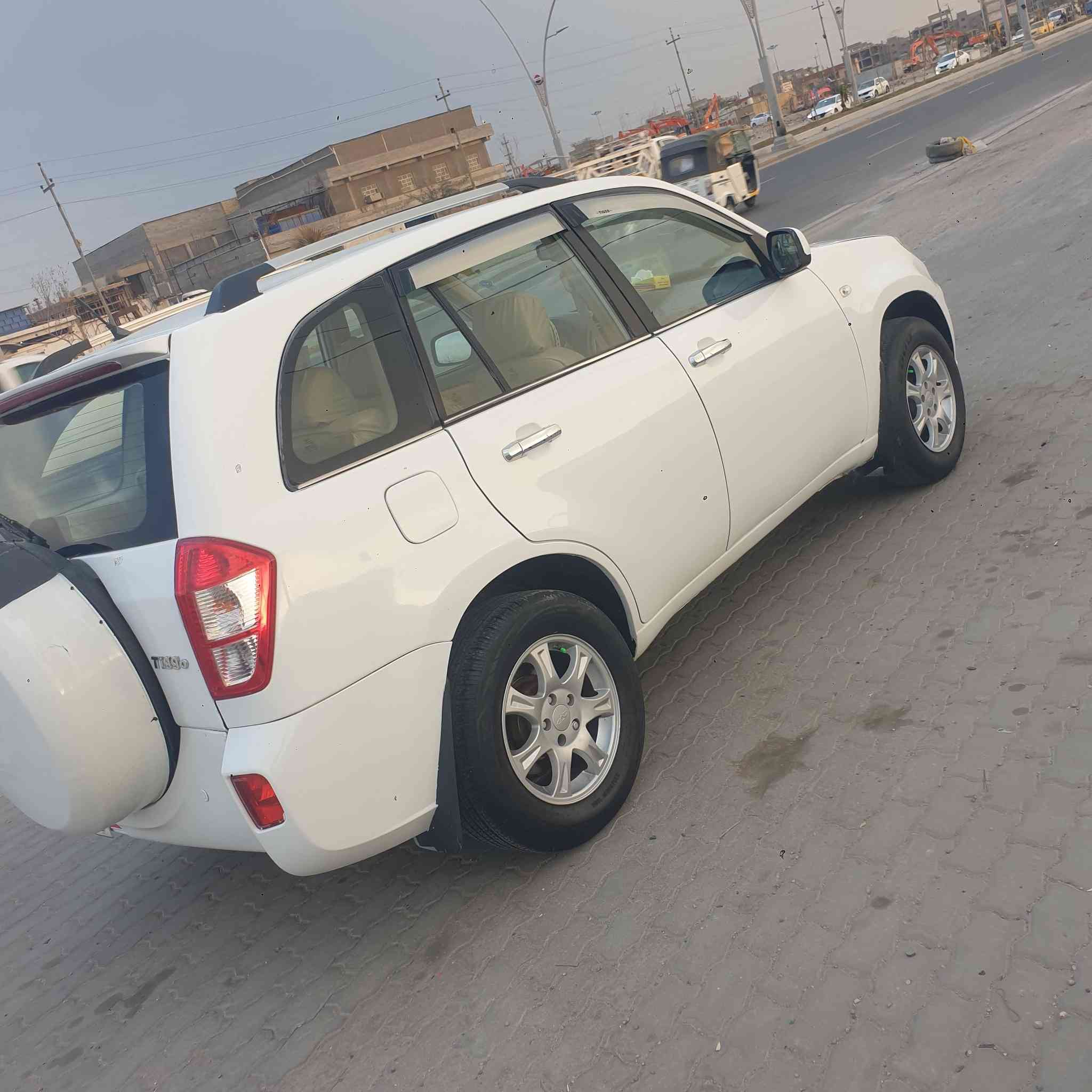 للبيع تيكو مديل ٢٠١٤ جاهز من كلشي وكلشي واضح داخل الفيديو كير اوتوماتيك ميكانيكي سعر ٦٠
***********
