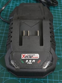 توفرت بطاريات بارك سايد اصليه السعر ٣٥ الف مع شواحن اصليه  للاستفسار و...