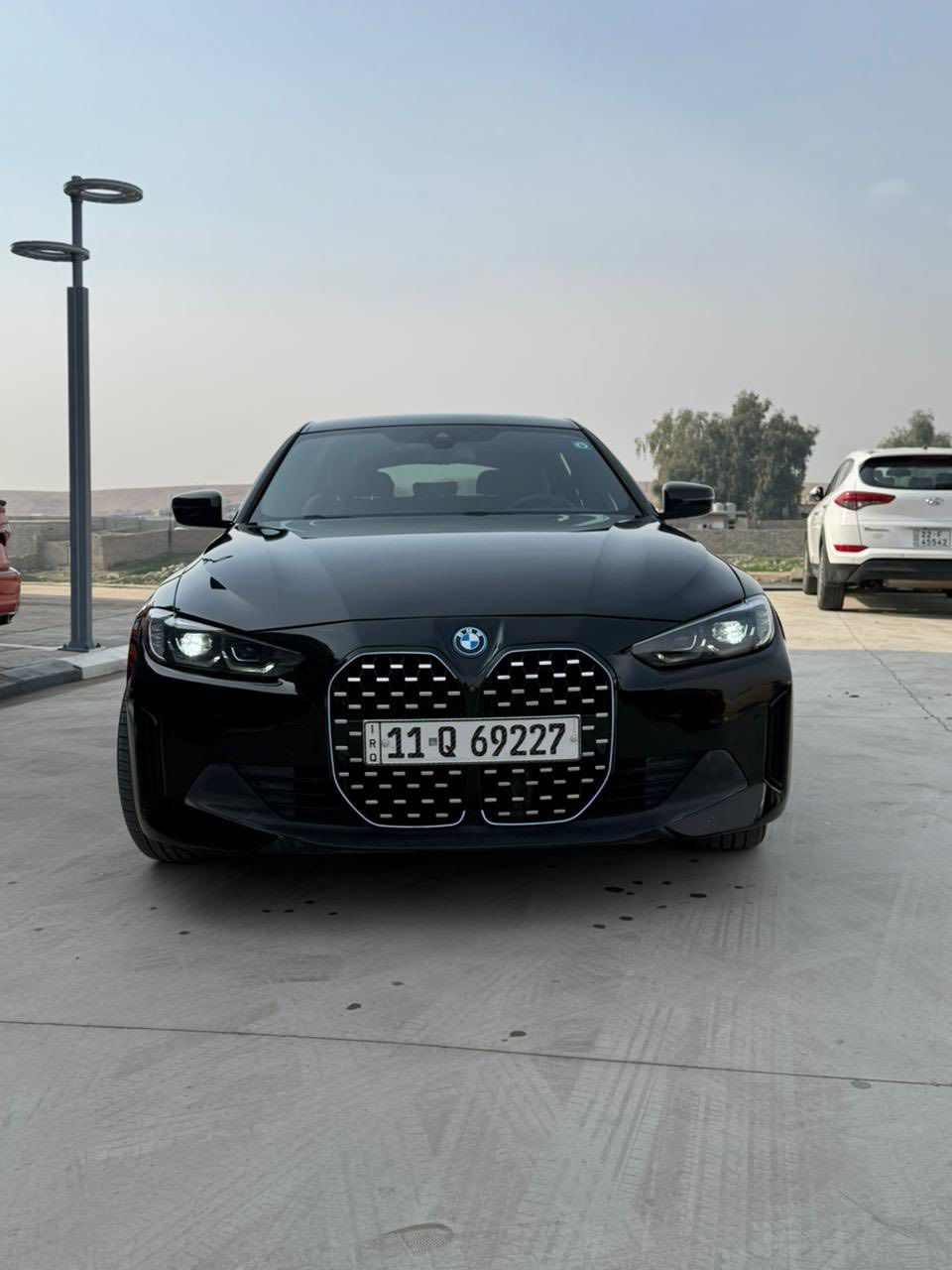 بسعررر مناسب جدااا🔥🔥٢٦٨ ومجال
Bmw i4 كهربائية بالكامل
موديل ٢٠٢٣
لون اسود
ماشية٤٢ الف ميل
فول مواصفات بالبي ام
كشنات جلد وتدفئة
كشن ميموري
خمس كامرات اوتو بارك
١٢ حساس بارك
رادار امامي
رادار جانبي
رادار خلفي
٣ انظمة قيادة 
ضوء داخلي متغير ١٦ لون
لايت امامي تفاعلي متحرك

حادثها بونيد مبدل بلادي ومصبوغ
وحافة الجاملغات بيهم صبغ من الامام 
ايرباك ستيرن وبردة فقط
***********  اخوكمً حارث العزاوي
