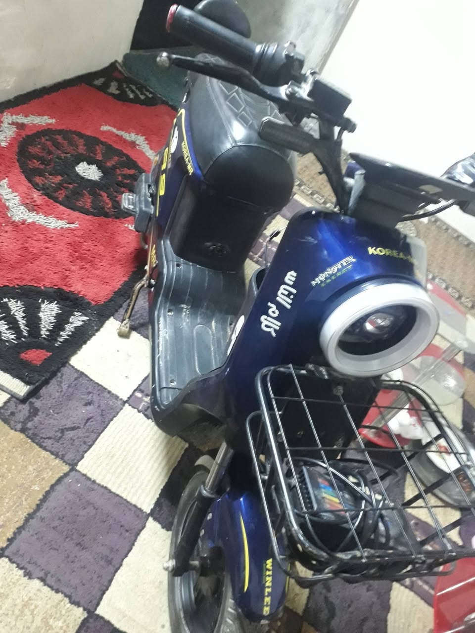 سلام عليكم شباب دراجه شحن موديل 2025 دراجه جاهزه وجديده كلش كهربائيات نشرات كله شغال مكاني بصره جبيله *********** واتساب فقط
