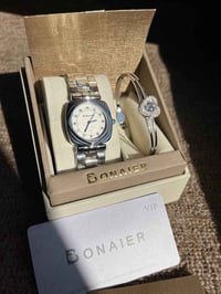 قطعه اخيرة الي يريدها يتفضل خاص  07739561435