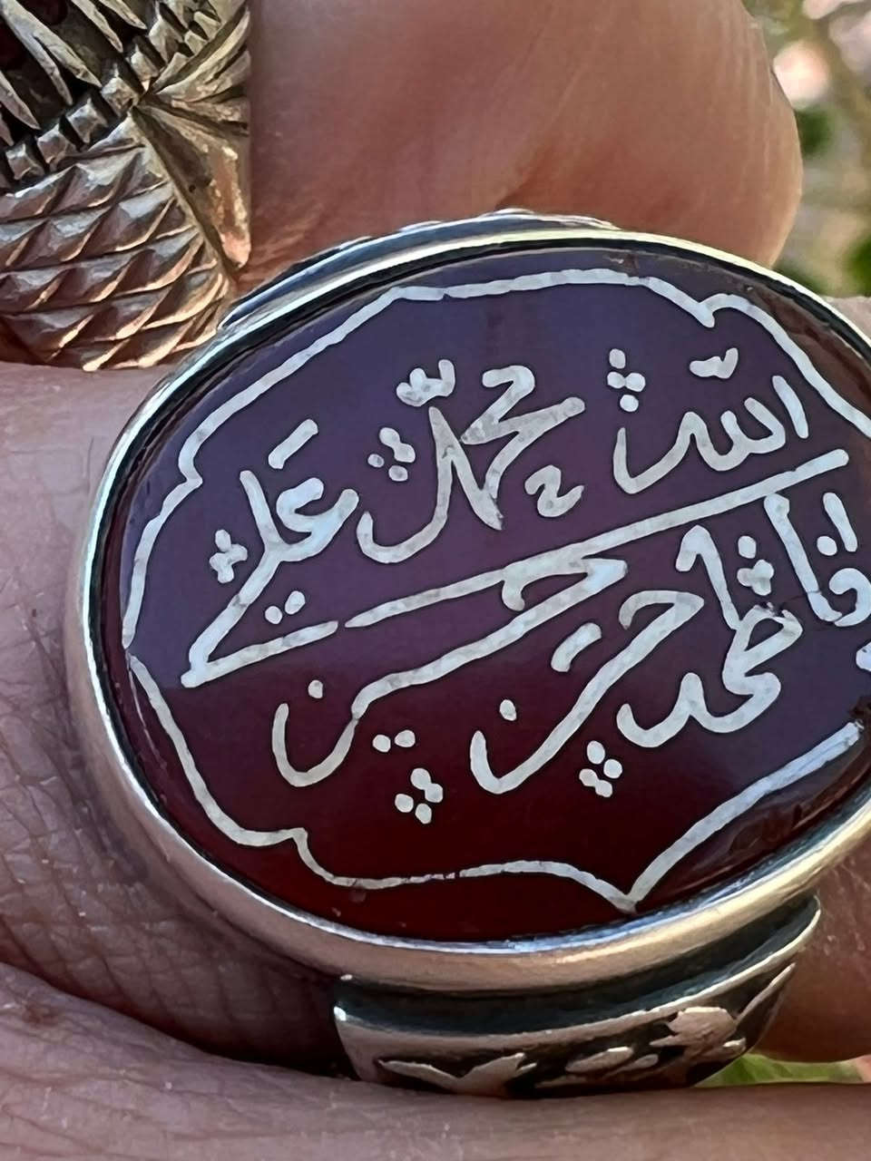 عقيق يماني قديم فاطمه خط التيزاب أسماء اصحاب الكساء الخمسه العنوان الكوت للاستفسار الاتصال على ***********
