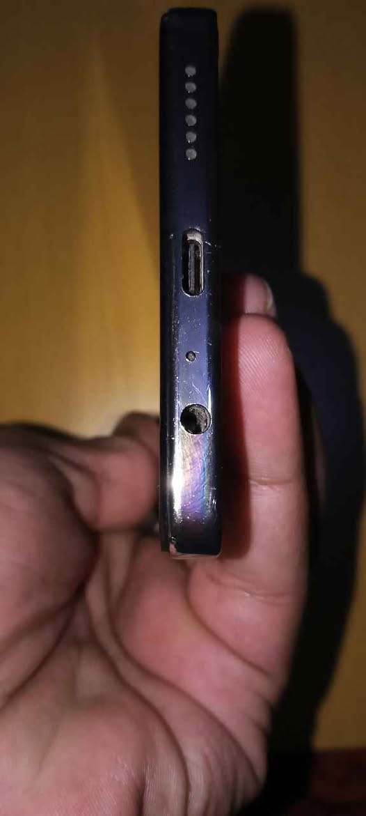 تكنو كامون ٣٠ مستخدم سنة جهاز شغال 
ما بي اي عطل 
الجهاز ما مفتوح ابد 
الملحقات فقط شاحنة اصلية ٣٣ واط دهل اوران, واسط


**إذا كنت صاحب هذا الإعلان وتريد حذفه لأي سبب، رجاءا أرسل رسالة إلى الدعم الفني**