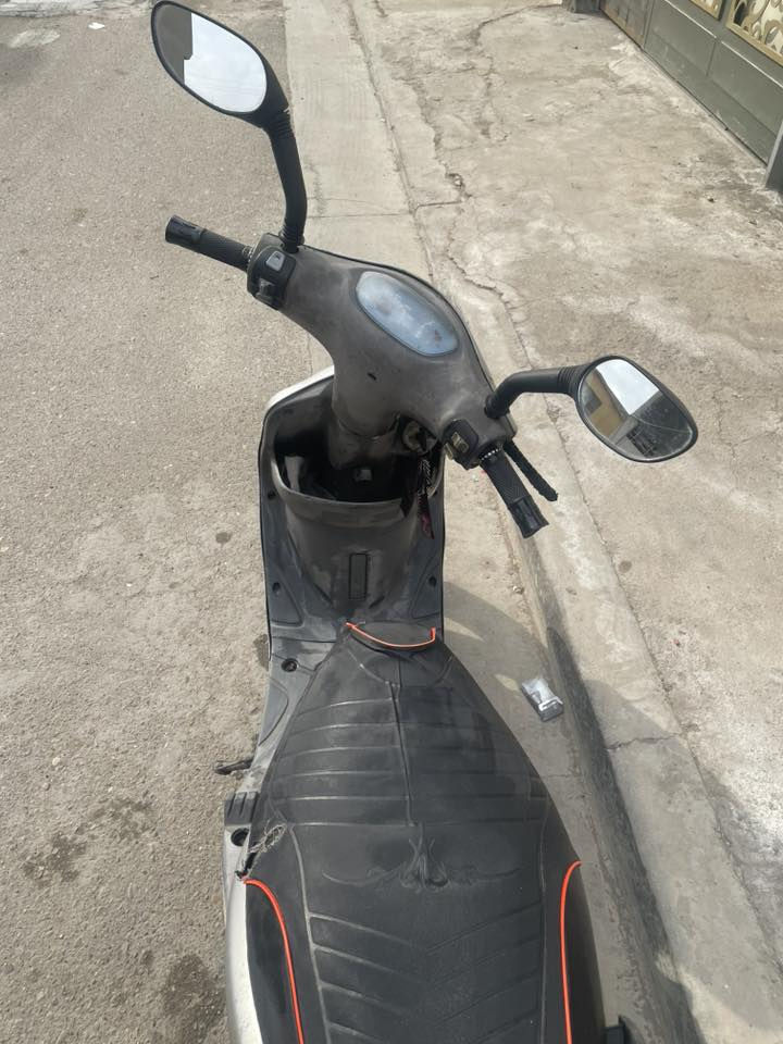 سلام عليكم ماكس منغولي كفاله عامه  شلعه معدل دراجه نقصه بس باتري فقط باقي كفاله عامه الدراجه حلوه نصبته لايت زنون عالي ناصي  اشاير  شغلات تخم تايرات جلاتين جدد  دراجه تاخذه من باب البيت السعر 425 وبيه مجال عنواني بغداد الجديده مقابل الفراشه رقمي ***********
