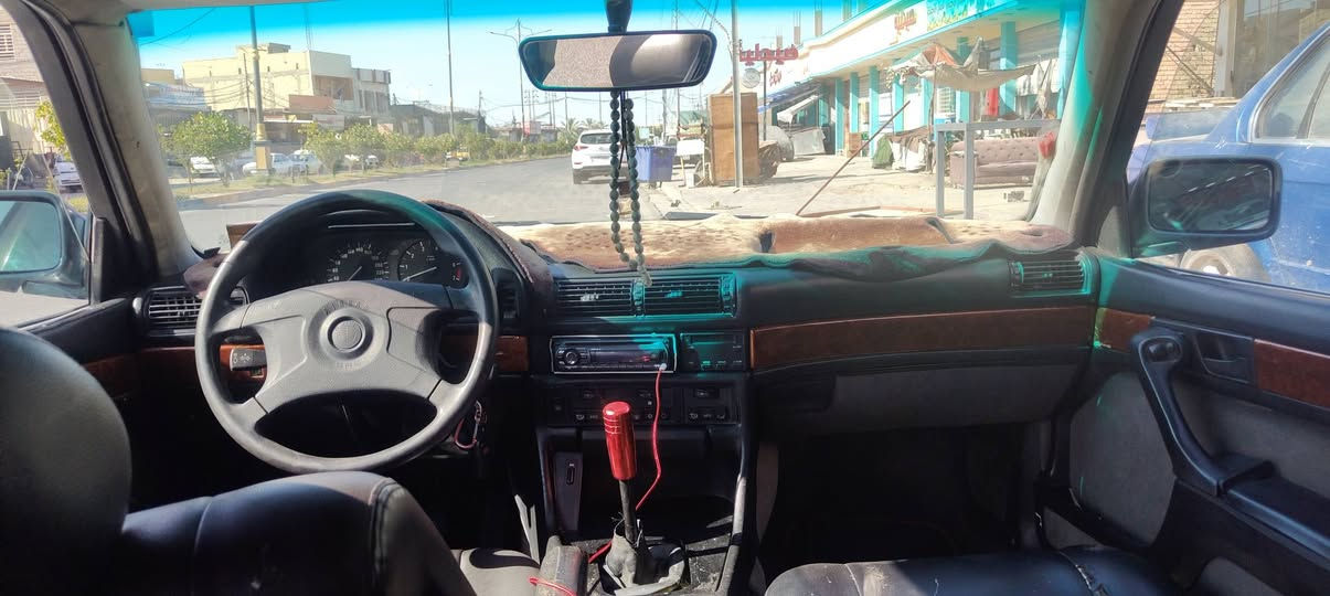 من رخصت الادمن 730 V8 كير عادي        السعر 43
1991 اصل مفتوح شديتلها مكينه 30 V8 كير عادي ♥️
كير ومكينه مكفولات ♥️
كهربائيات كلها شغاله ♥️
ادامه بانزين ونار♥️
بدون حادث فقط صبغ جماليه ♥️
جام السياره كله جديد♥️ 
منضومت تبريد جديد تبريد ثلج قطعتين🥶♥️
ويل شعاء مع تخم تاير جديد ♥️
لايت زنون + اصفر نهار ♥️
يده كير شورشفت ♥️
سستم سماعات + اتويترات +مسجل سوني♥️
عربانه خلفيه جديده +الاماميه مفقصها روس ارواط فقط♥️
رقم اربيل عندي وكاله عامه ثاني يوم اداورلك ماعليها♥️ غرامات ♥️
نقوصاتها دعاميه اماميه والاسلايت طكت السجه مالته جبت واحد جديد تاخذه وياها ♥️ 
مكاني كربلاء الحر ***********.  ***********♥️
بيع فقط♥️ السعر 43
