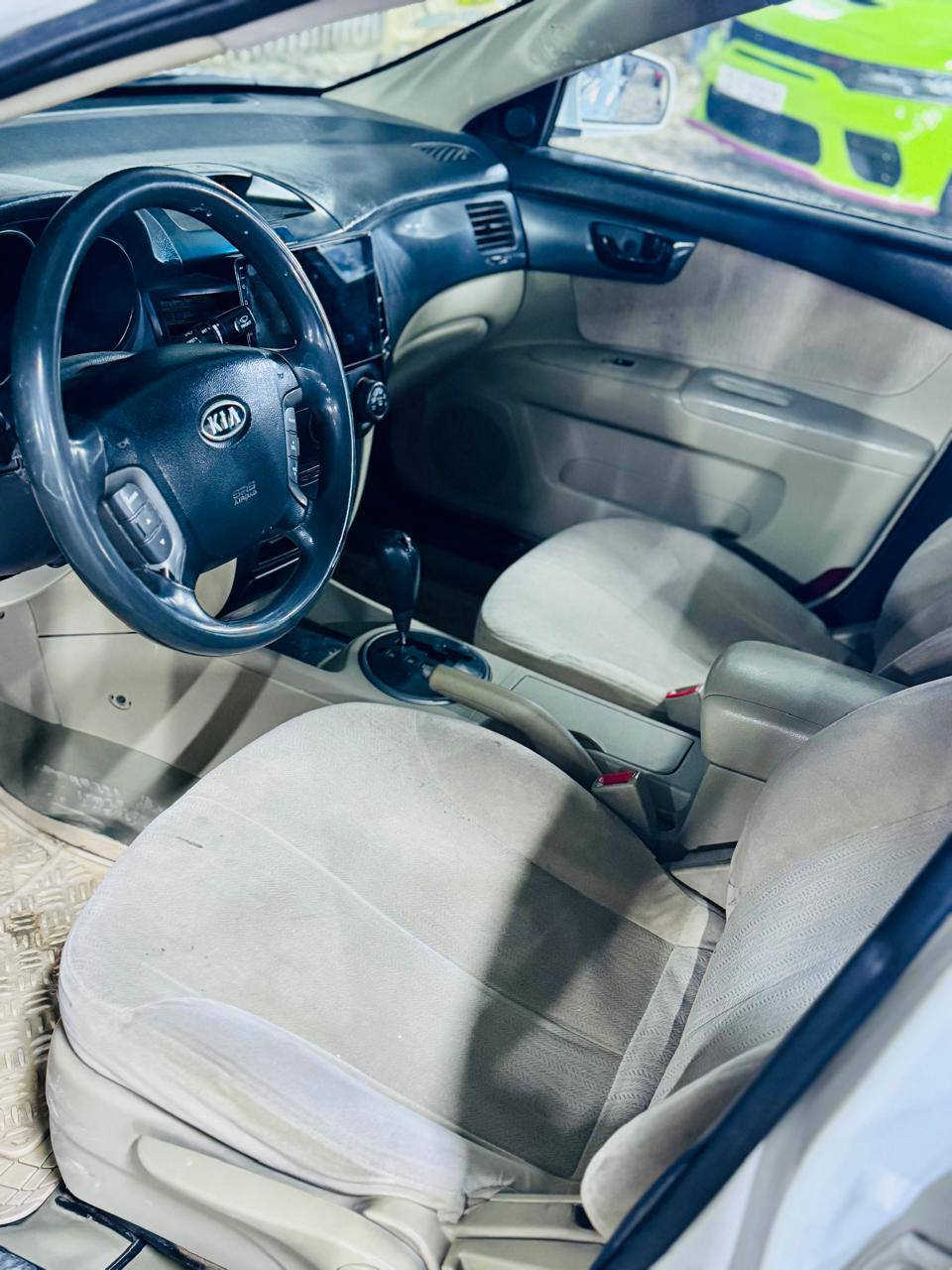 السلام عليكم
للبيع اوبتما موديل 2009خليجي .. رقم بغداد سنويه جديده 2028بأسمنه 
بيهه 3قطع صبغ 
العنوان بابل الشوملي 
السعر 93
***********واتساب
***********
