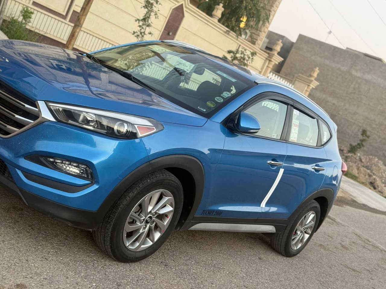 السلام عليكم
توسان 2018 
ماشيه 140الف حقيقي 
محرك2000 
حساس امامي خلفي 
شاشه 
كامره اماميه خلفيه 
شاحن واير ليس
مود درايف 
بكلايت لد 
لد نهاري 
تبريد خلفي
 ويل19 

السياره مكفوله كفاله عامه من كلشي عدا البنيد صبغ 

رقم بغداد تحويل مباشر 
السعر 145وبيه وجال 
مكان السياره الانبار الفلوجه
 للاتصال ***********
