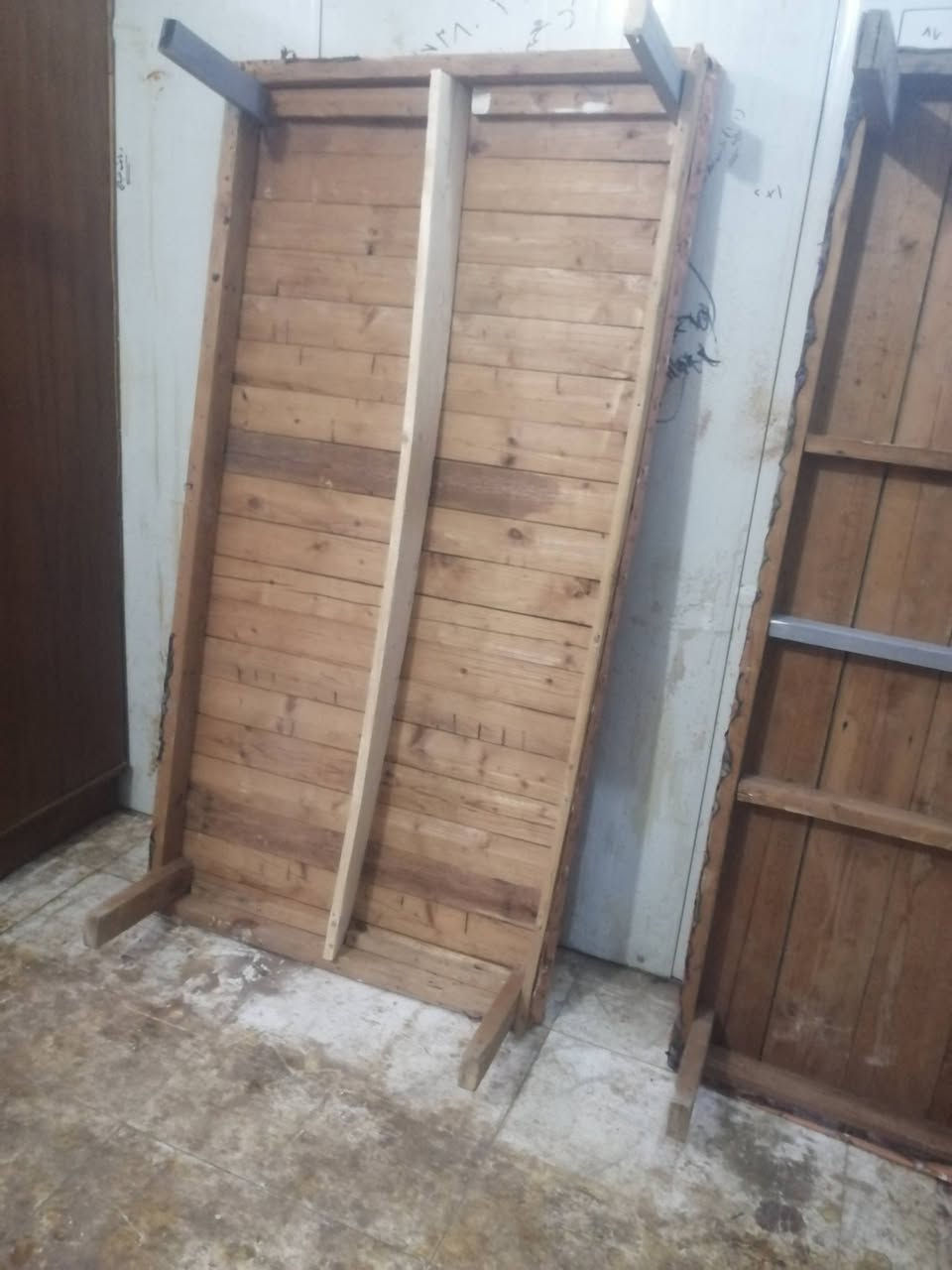 السلام عليكم
جوابي صاج عدد ٢
قياس ستندر عرض الجربايه ١٩٧
السعر
الواحده ٥٥ الف
ميز تواليت صاج
عرض ١١٠
السعر ٤٠
المكان الكريعات مقابل مطعم البلام العائلي
موبايل ***********
ملاحظه لانرد على التعليقات فقط الاتصال
