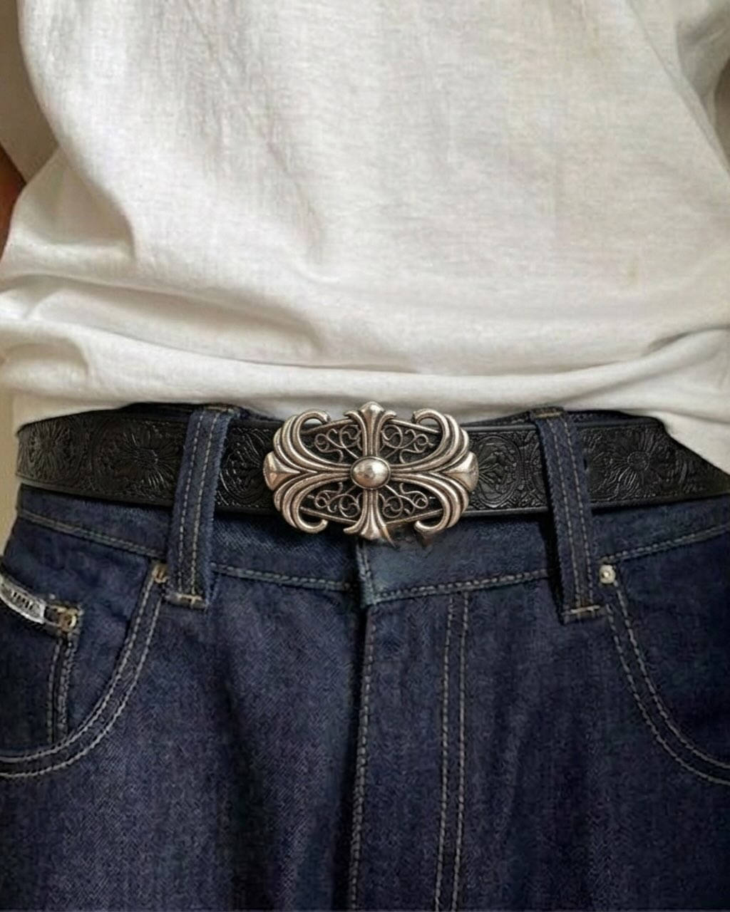 .

حزام كروم هارت 
Chrome Hearts Belt 🖤

كوالتي جيد💯
رجـالي نسـائي 🙎🏼‍♀️ 👨🏼
نادر ✨

السعر:7,750 ألف 🔥
____
__

متـاجرنا 👇
@stray_store1
@stray_accessorie
@stray_vintages
@stray_suits
@mars_librar.y 
@stray_stationary11 
 __.

__

توصيـل  الناصريه مركز الفين ديـنار ❇️

اقضيه ونواحي 3 الاف

المحافظات 5 الاف دينارر

💢عن طلب لايقل عن ال 12 الف دينار 
_
⛔ اذا كان اكو غلـط بالطلبيه او غير مشابـه للصوره يمكن استبداله

التوصيل في يـوم واحد فقط⚡🔥
_
#انمي #هاري_بوتر #ترند #كوول #مودل هودي ملابس ستراي_ستور


**إذا كنت صاحب هذا الإعلان وتريد حذفه لأي سبب، رجاءا أرسل رسالة إلى الدعم الفني**
