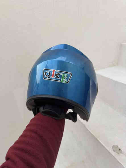 للبيع خوذه مال ماطور سعره 20 الف 
مكاني كركوك ***********
