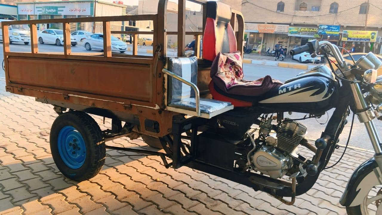 السلام عليكم عيني ستوته البيع كفله عامه اوراق اصولي محرك  26ستوته مديل 14سعر مليون 250وبيه مجال قليل مكاني سماوة نتصال رقم الهاتف ***********
