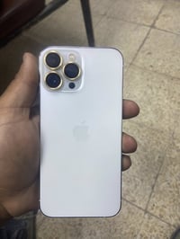 13 برو ماكس نموذج M مبدل شاشه اصليه وبطاريه اصليه من ابل سعر الجهاز 65...