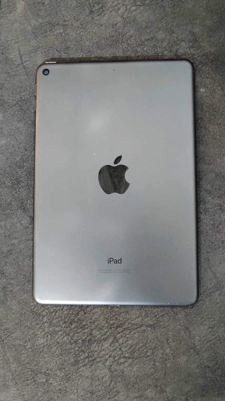 سلام عليكم  عندي ايباد 5مني فايف للبيع الله شاهد ورسوله ايباد كلش حلو ونضيف نضافه 95 /100 ويشغل 60 فريم بلعبه بوبجي صوت كامرات شحن بصمه سماعات بطاريه ماتصرف شحن خير من الله  مكفول من كلشي بس مبدل شاشه والشاشه وكاله تفحصه بعينك ومحدث آخر تحديث

مكاني بغداد بلديات رقم ***********
