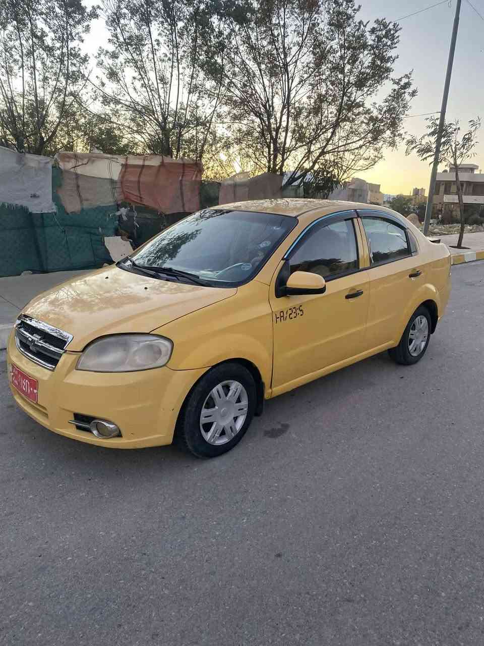 شۆفرلیت ئەڤێو مۆدیل 2011 گیڕ تۆماتیک  مەکینە گەورە ناوزەرد جوار جام کاربای شاشەئایپات  تەبریت ساردووگەرم لەسەر سویج  بەشەرتە گیرو مەکینەی نەکراوەتۆ بەشەرتە سەنەوی بەشەرتی ئەوالیاتو حاسیبەو پاکانەش بەوشەرتە   جوار تایەی تازەبۆ بسراوە بێ بۆیاخ  بێ دەعمولیراوە یجی پیوە نیە هەموگیانی لەسەردەقی شەریکە ماوەتۆ  بەوشەرتە بێ مەسرف یەک دینار مەسرفی تیانیە  لەدەعامیوە بۆدەعامی بەشەرت ئەی فرۆشم  سعری28 وەرەقە  ***********.  ***********
