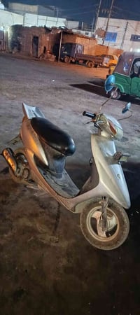 عصفورية للبيع نظافة ٩٠ بالميةالسعر ٢٠٠ الف غير قابل للتفاوض ٠٧٧٠٣٥٩٦١٩...