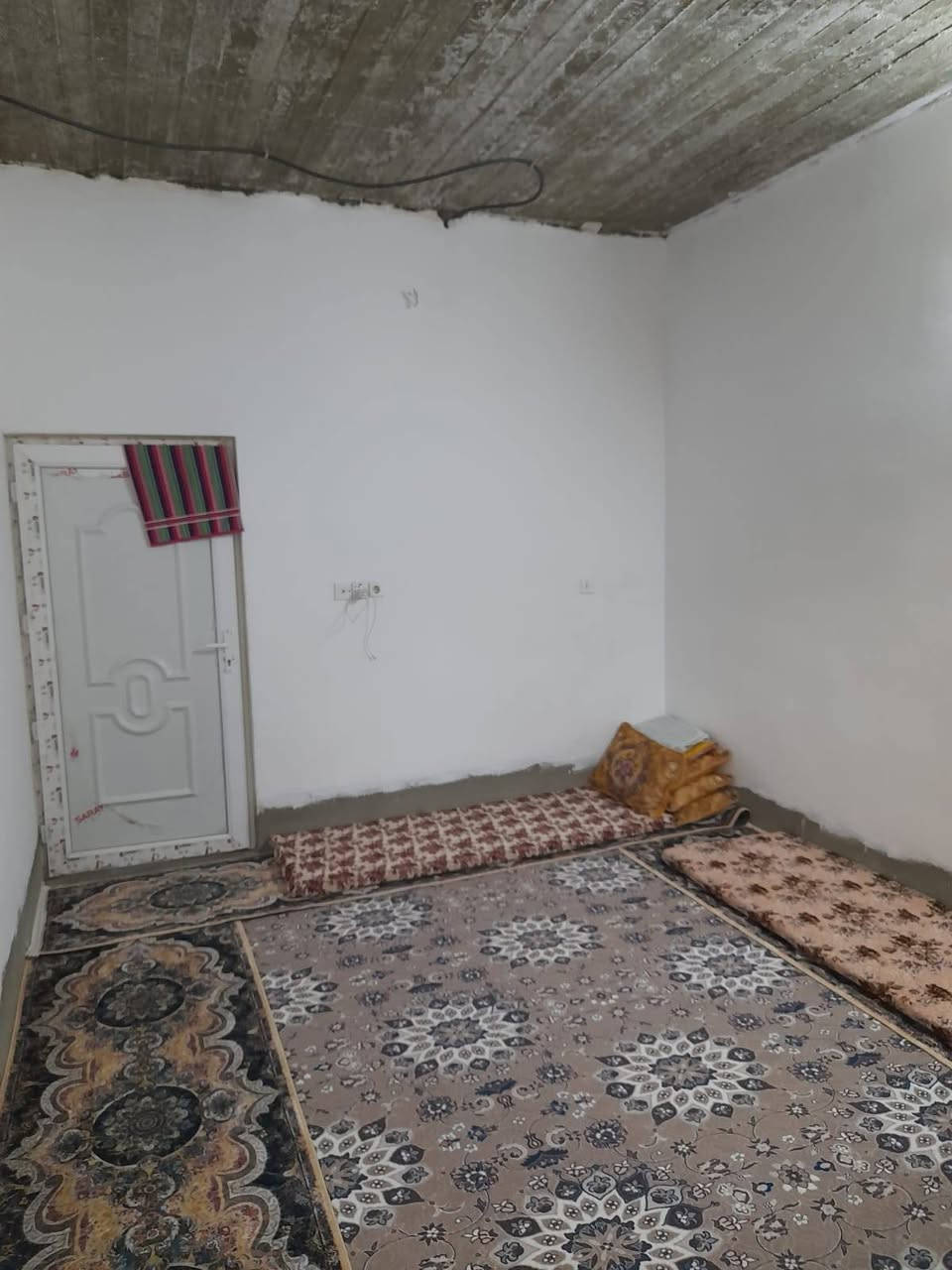 يعلن مكتب ابو يحيى لتجارة العقارات في محافظه كركوك قضاء الدبس  عن بيع   بيت سكني في المعسكر  بالقرب من بيت عماد باغوان مساحته  ١٦٠ متر خدمات   ماء وكهرباء تبليط يتكون من ٢غرفة نوم وهول واستقبال وصحيات ومطبخ  السعر على الخاص  والسعر مناسب  ورخيص جدا  وبي مجال  كما موضح بالصور أدناه 👇👇👇👇👇 للتواصل عبر الأرقام التاليه

*********** يحيى الحمداني ابو عبدالله

*********** ابو يحيى

*********** يحيى الحمداني ابو عبدالله
   ( التوفيق من الله و للجميع) جميع الأرقام  واتس اب

ملاحظه
دوام المكتب من الساعة التاسعة صباحا لغاية الواحدة ليلا للتواصل على الأرقام المذكوره اعلاه ☝️☝️☝️☝️☝️☝️
